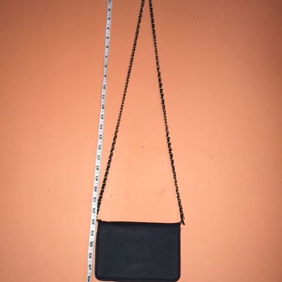 BeBe Boho Convertible Cross Body Clutch Bag - Picture 10 of 10